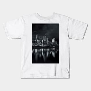 Melbourne Cityscape Reflecting off the River Kids T-Shirt